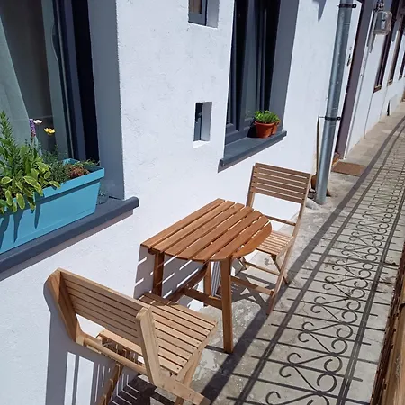 Next Door Apartament *