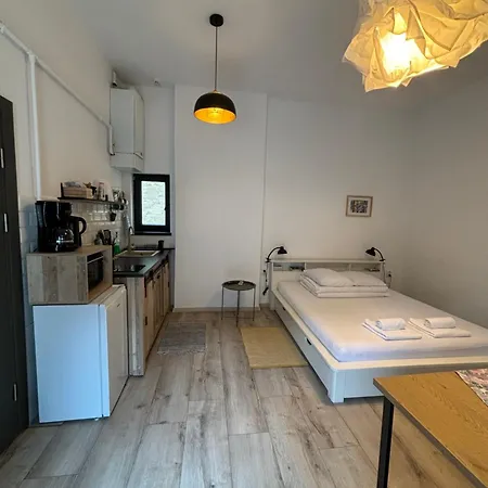 Daire Next Door Kaloşvar
