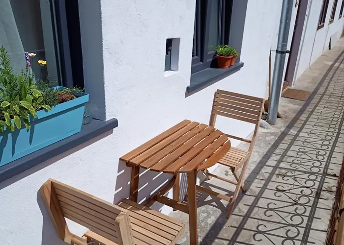 Next Door דירה *